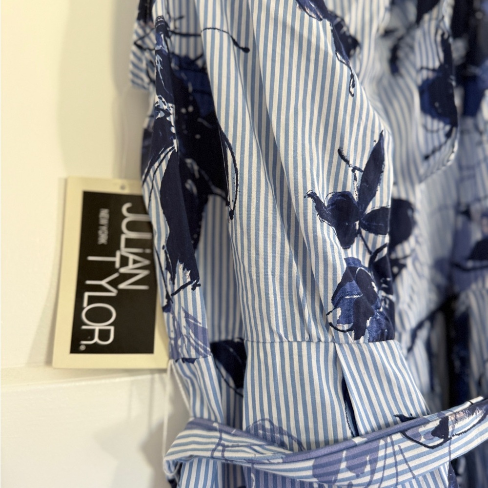 Julian Taylor Navy and White Floral Maxi Dress - Picture 6 of 7